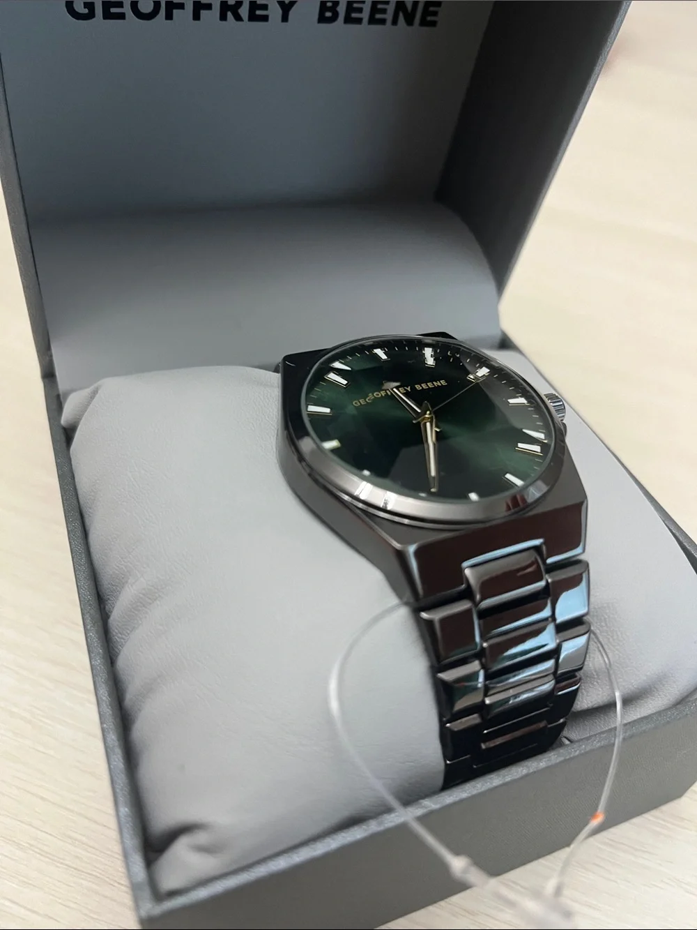 Geoffrey Beene Black Bracelet Watch with Green Dial and Gold Accents - Picture 9 of 9